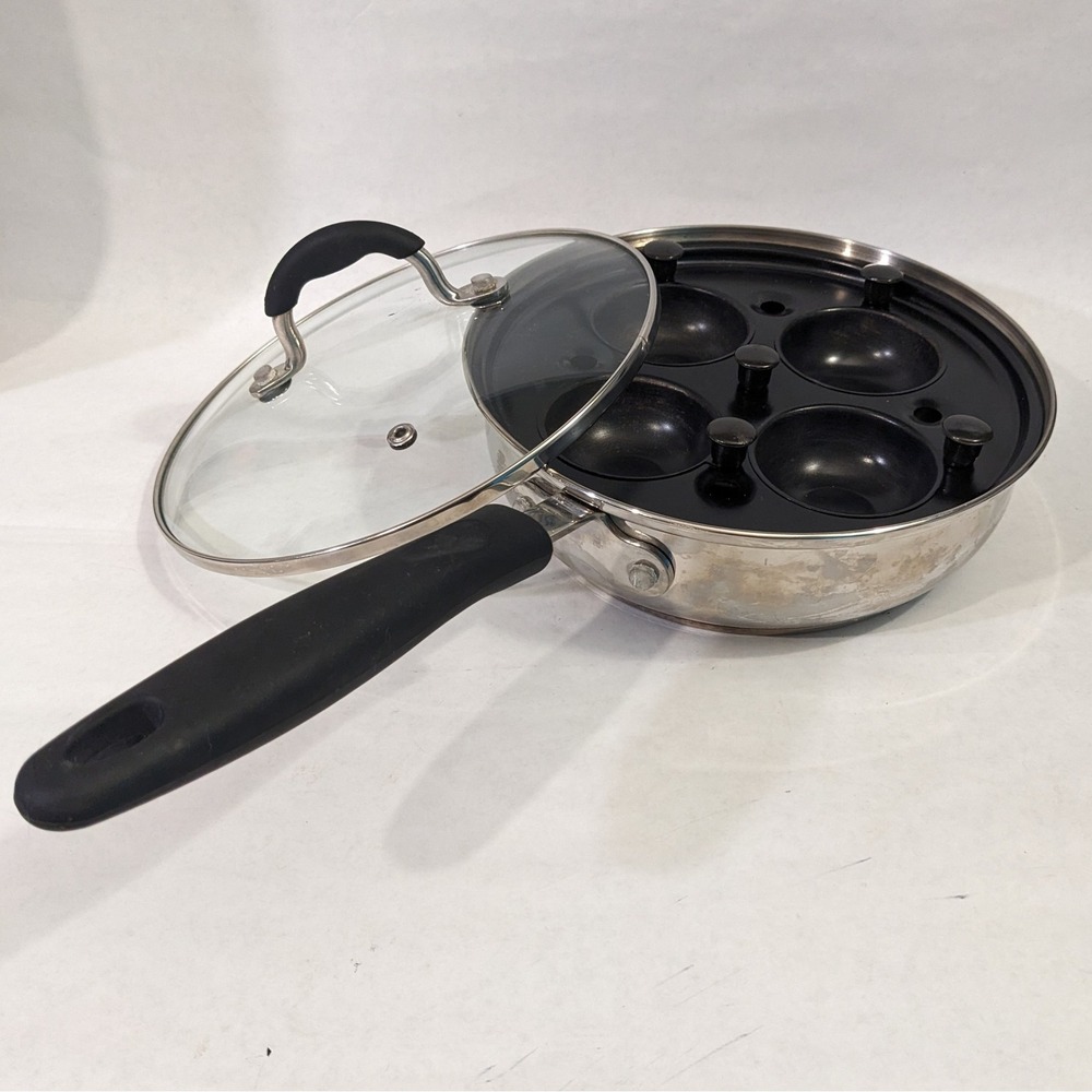 Chefmate Stainless Steel 4 Cup Egg Poacher Pan with Vented Glass Lid 8 Inch